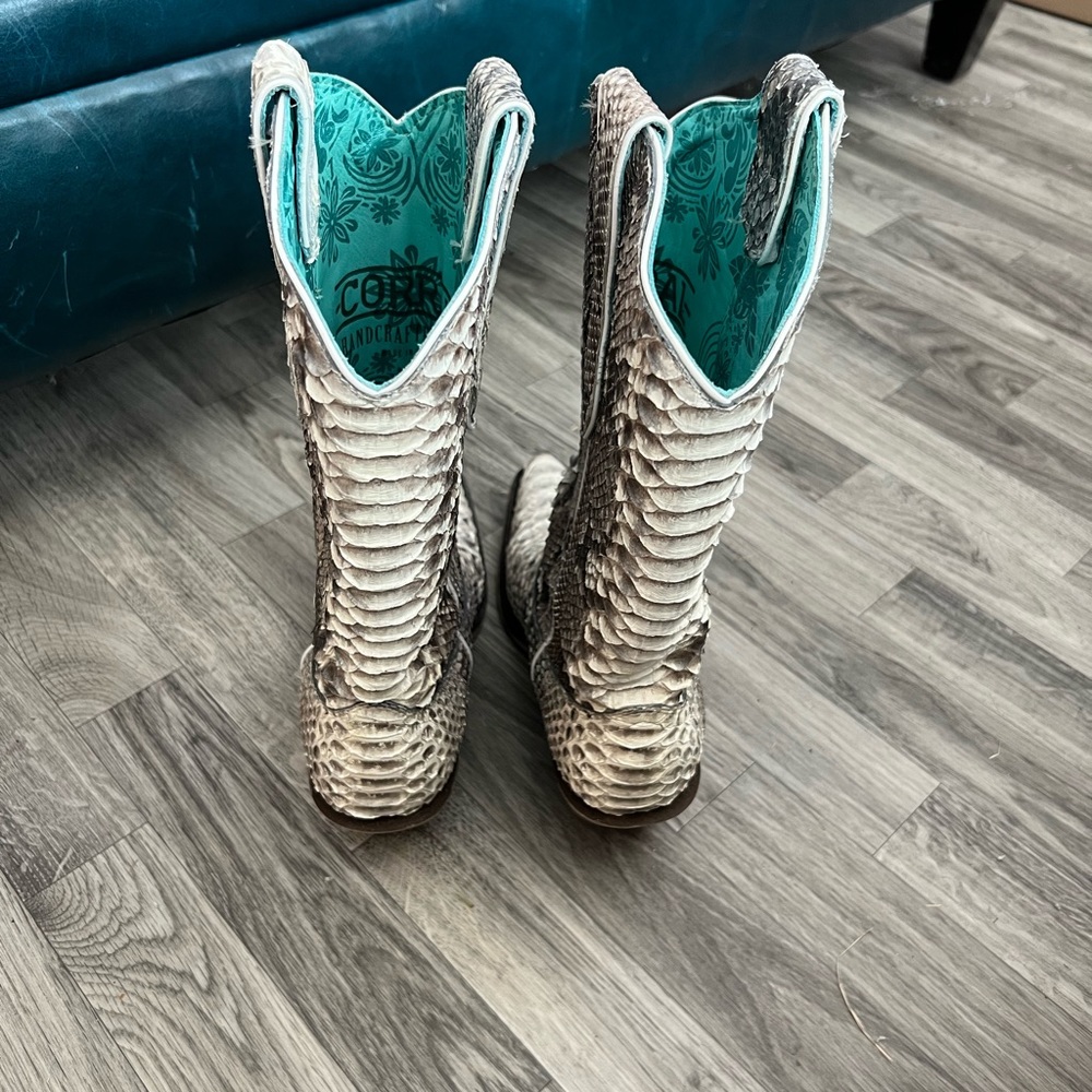 Corral Natural Python Boots Size 8 - Picture 4 of 8